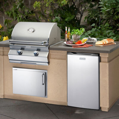 C430i Choice Built-In Grill with Island, Refrigerator, and Fire Magic Horizontal Stainless Steel Access Door on patio